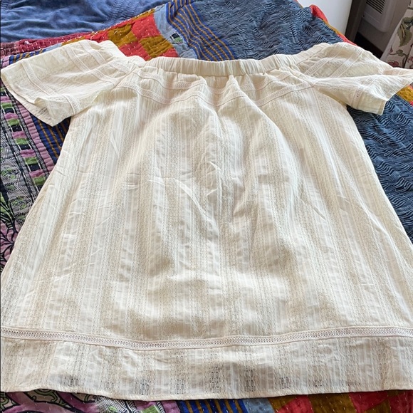 Summer off the shoulder top - Picture 4 of 7